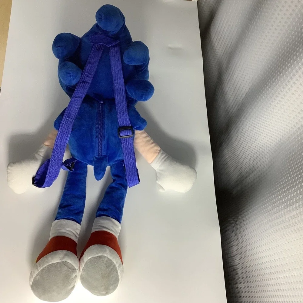 Sonic‎ The Hedgehog Jumbo Plush Backpack